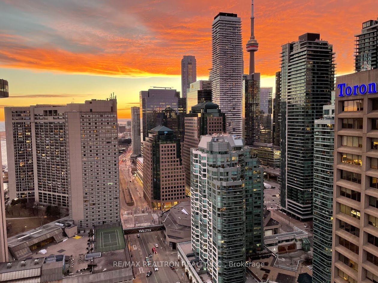 2404-15 Queens Quay E, Toronto, ON, M5E 0C5