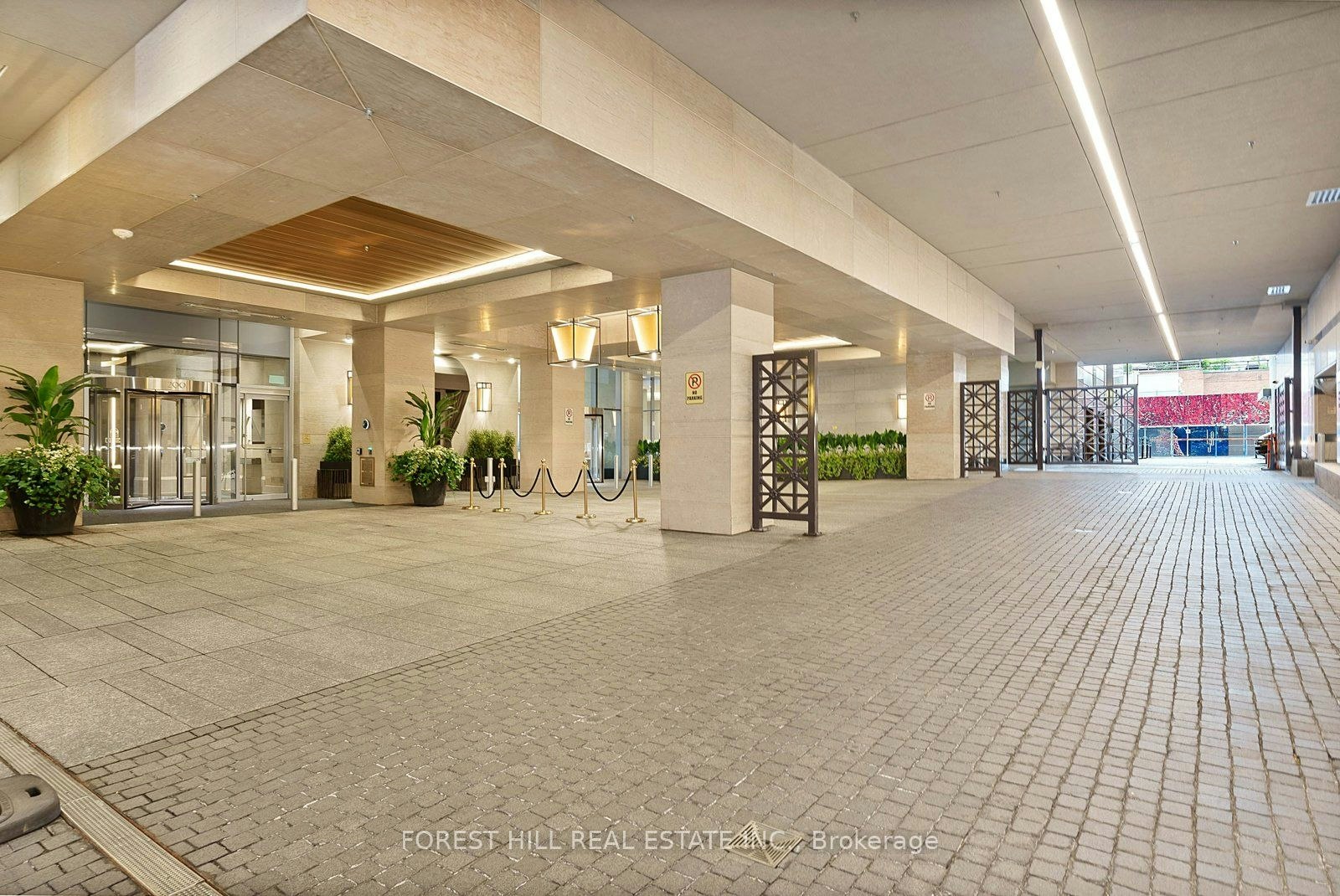 2917-155 Yorkville Avenue, Toronto, ON, M5R 0B4 - 46