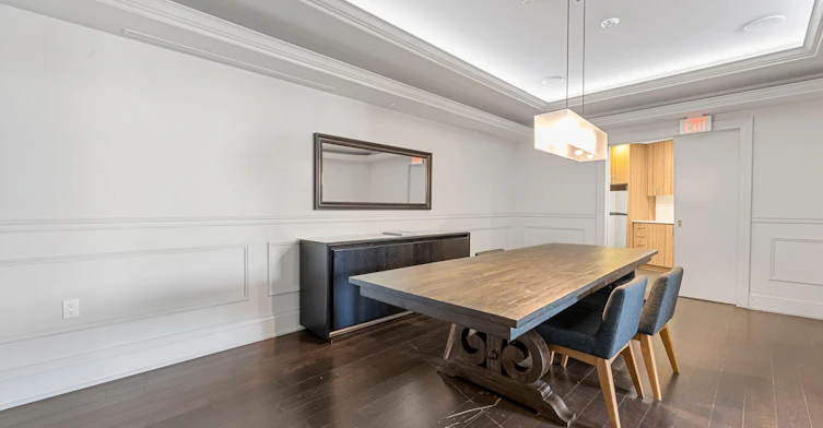 721-20 Bruyeres Mews, Toronto, ON, M5V 0G8 - 22