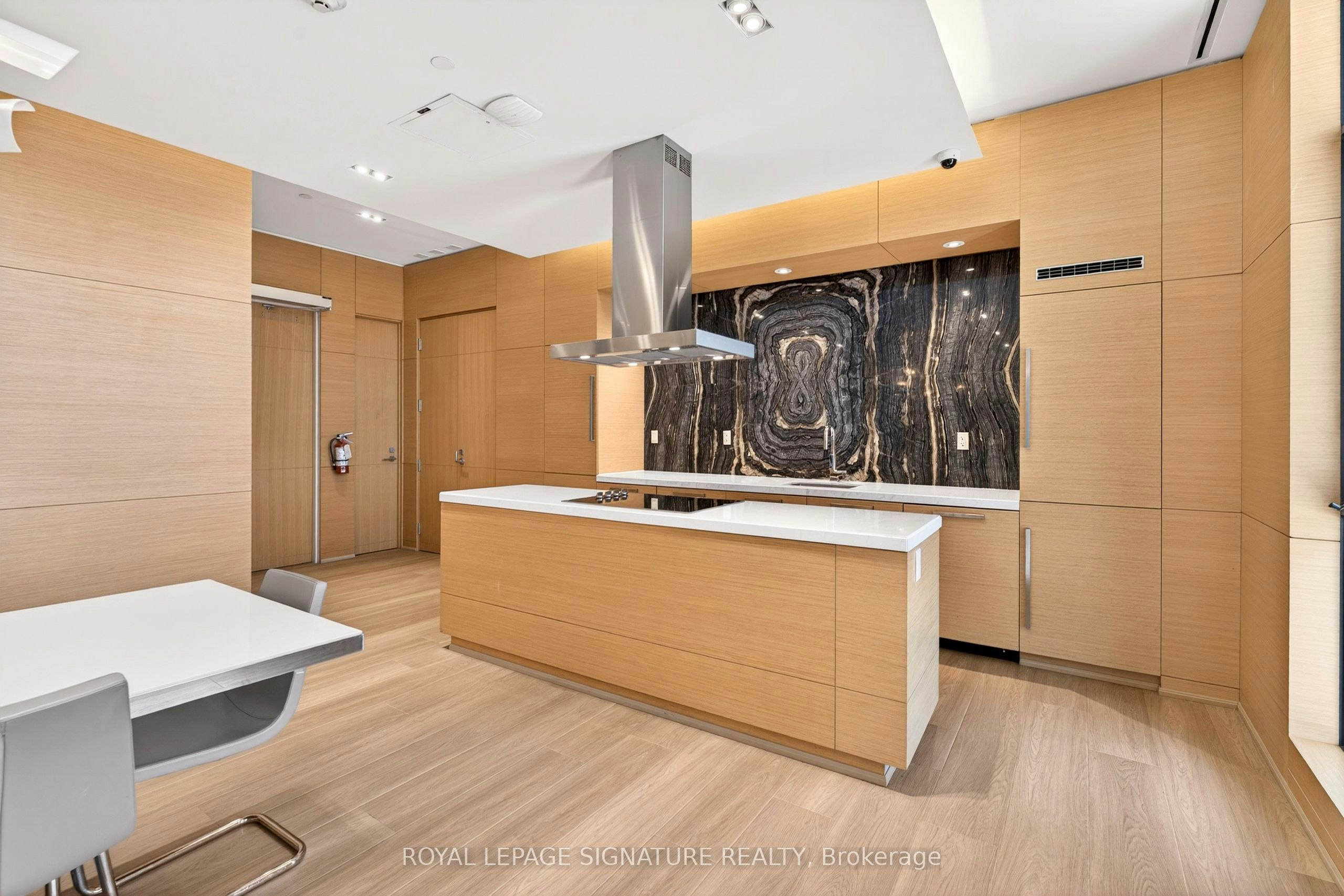920-99 The Donway N/A W, Toronto, ON, M3C 0N8 - 25