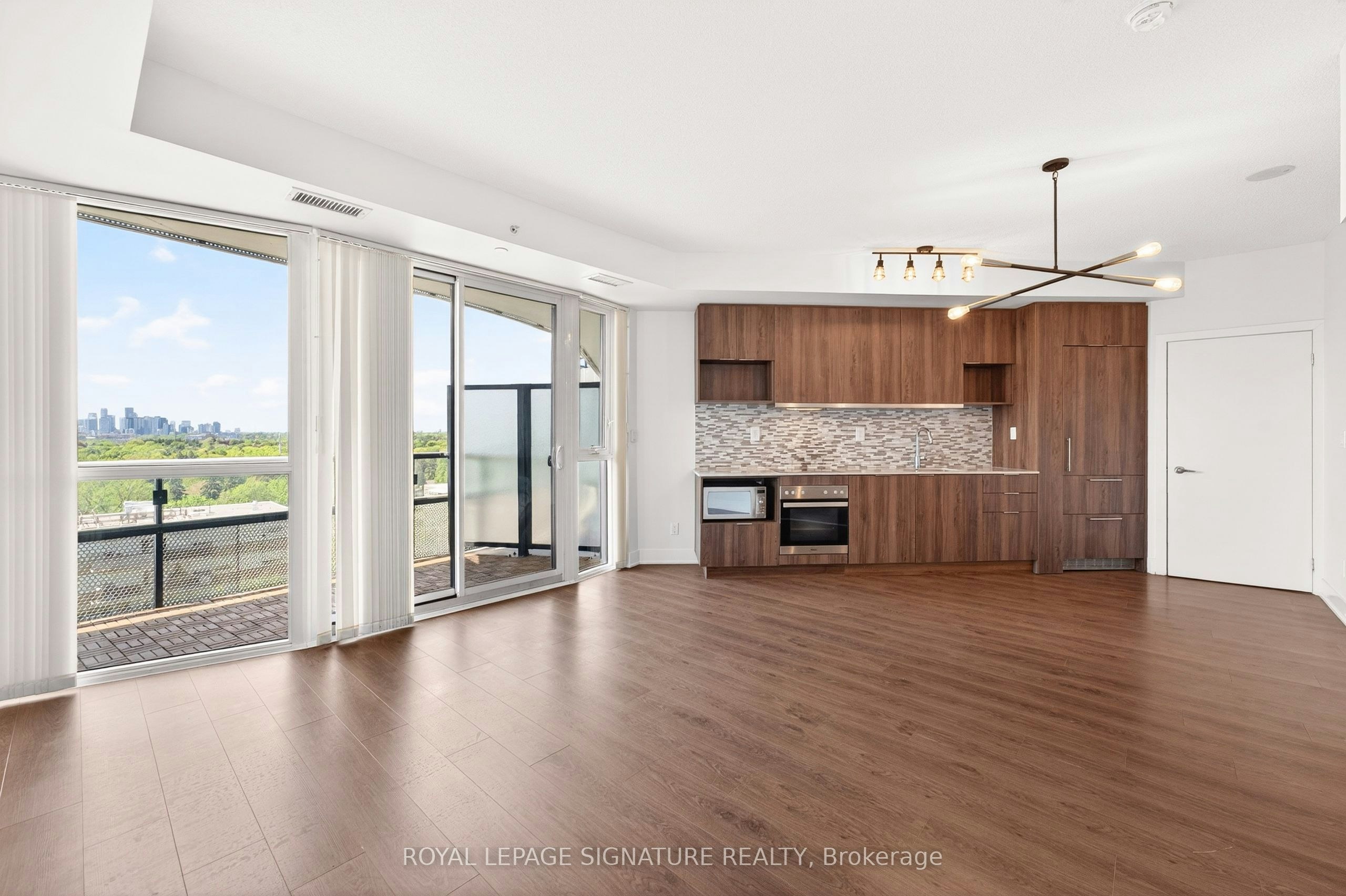920-99 The Donway N/A W, Toronto, ON, M3C 0N8 - 8