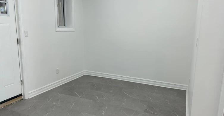 2nd fl-792 College Street, Toronto, ON, M6G 1C5 - 4