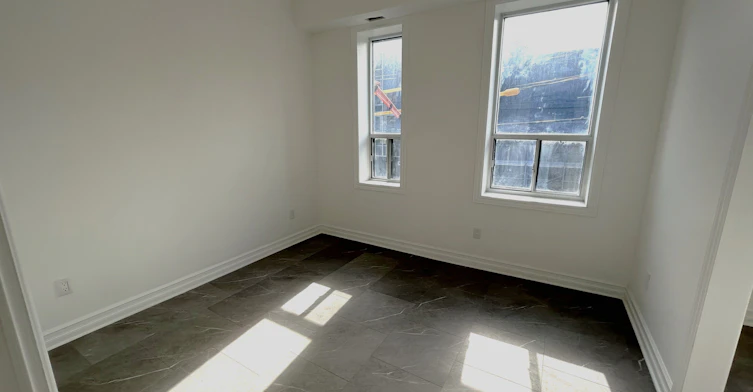 2nd fl-792 College Street, Toronto, ON, M6G 1C5 - 8