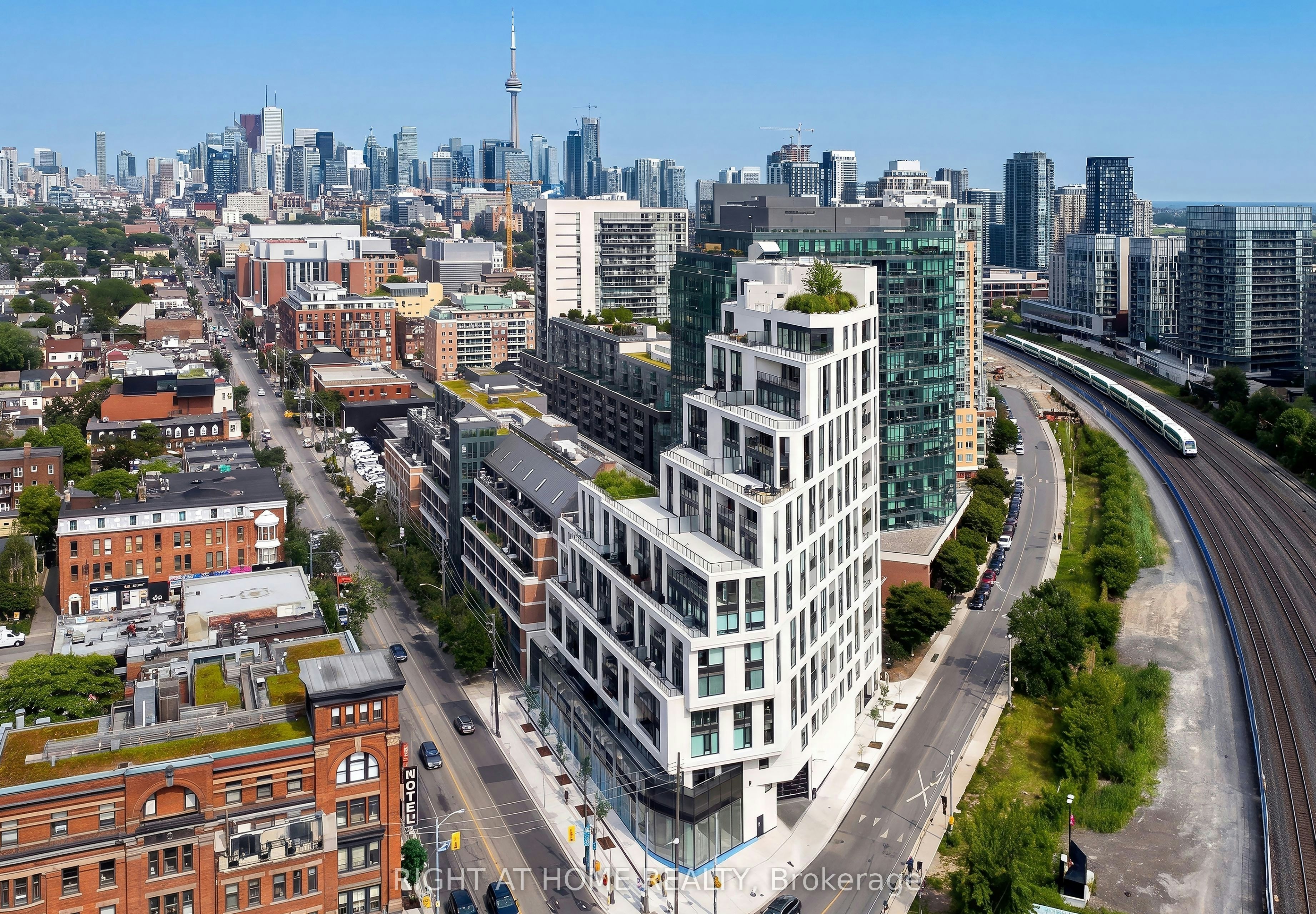 1007-200 Sudbury Street, Toronto, ON, M6J 0H1 - 17