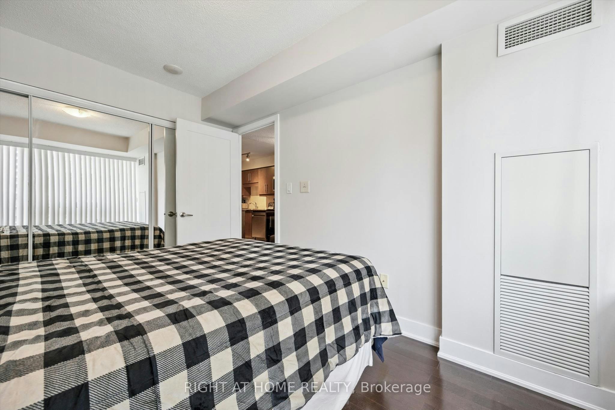 1508-20 Blue Jays Way, Toronto, ON, M5V 3W6 - 14