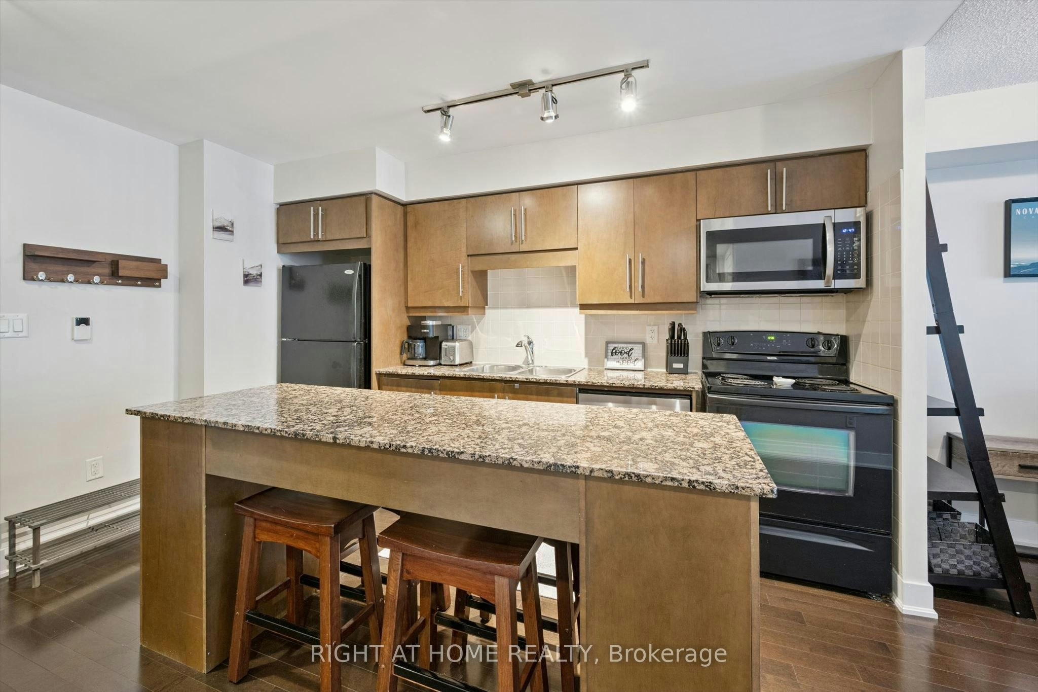 1508-20 Blue Jays Way, Toronto, ON, M5V 3W6 - 7