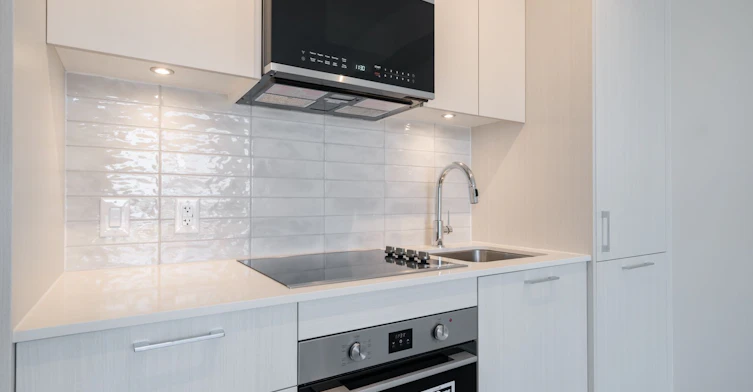 1409-10 Oak Street, Toronto, ON, M5A 0Z1 - 6