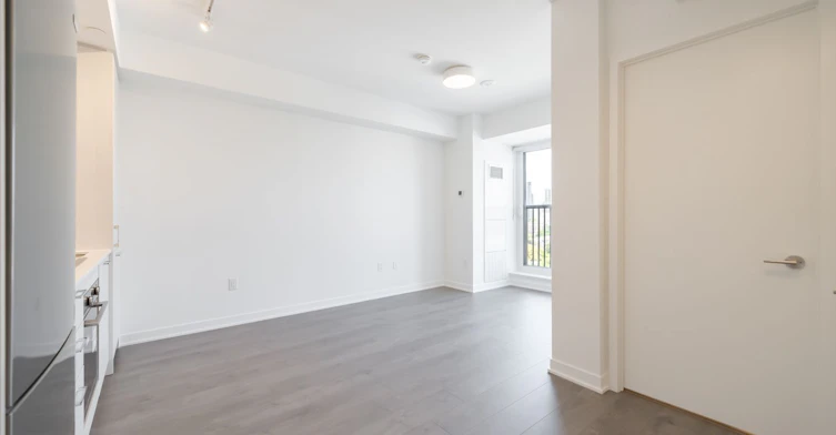 1409-10 Oak Street, Toronto, ON, M5A 0Z1 - 2