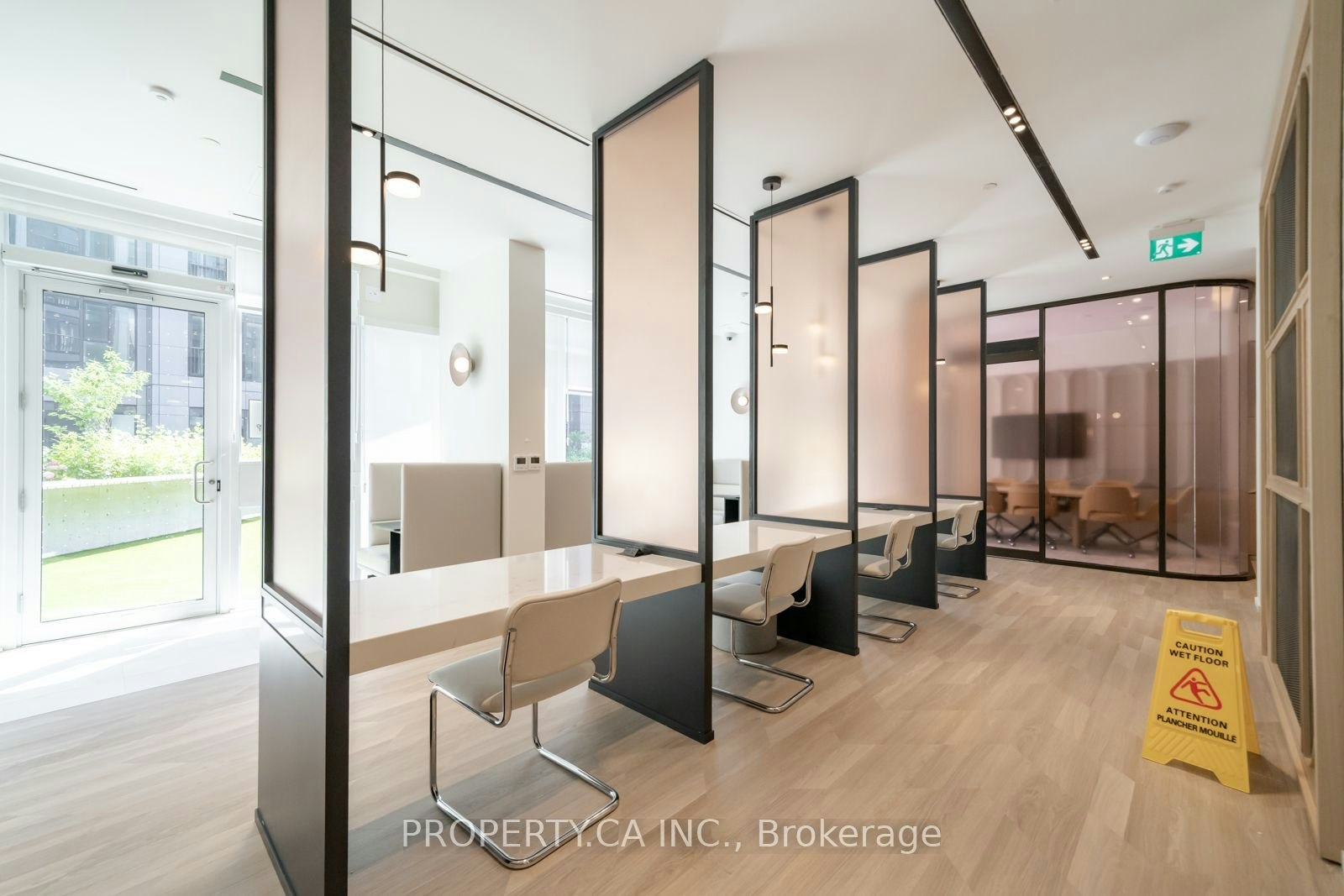 1409-10 Oak Street, Toronto, ON, M5A 0Z1 - 44