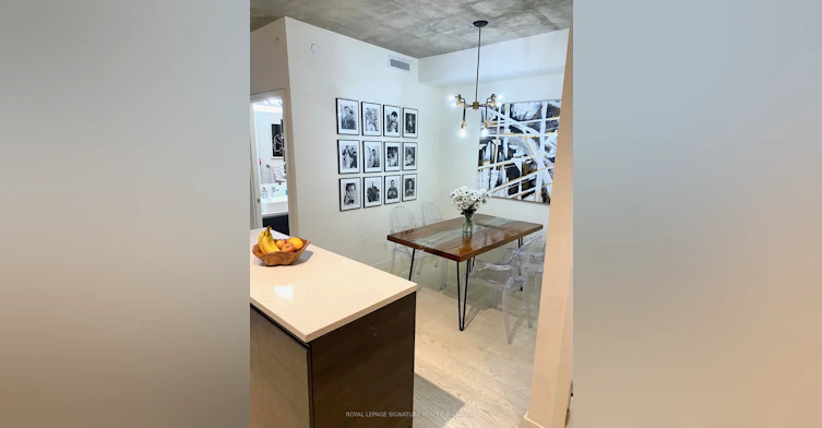 1413-111 Bathurst Street, Toronto, ON, M5V 0M9 - 4