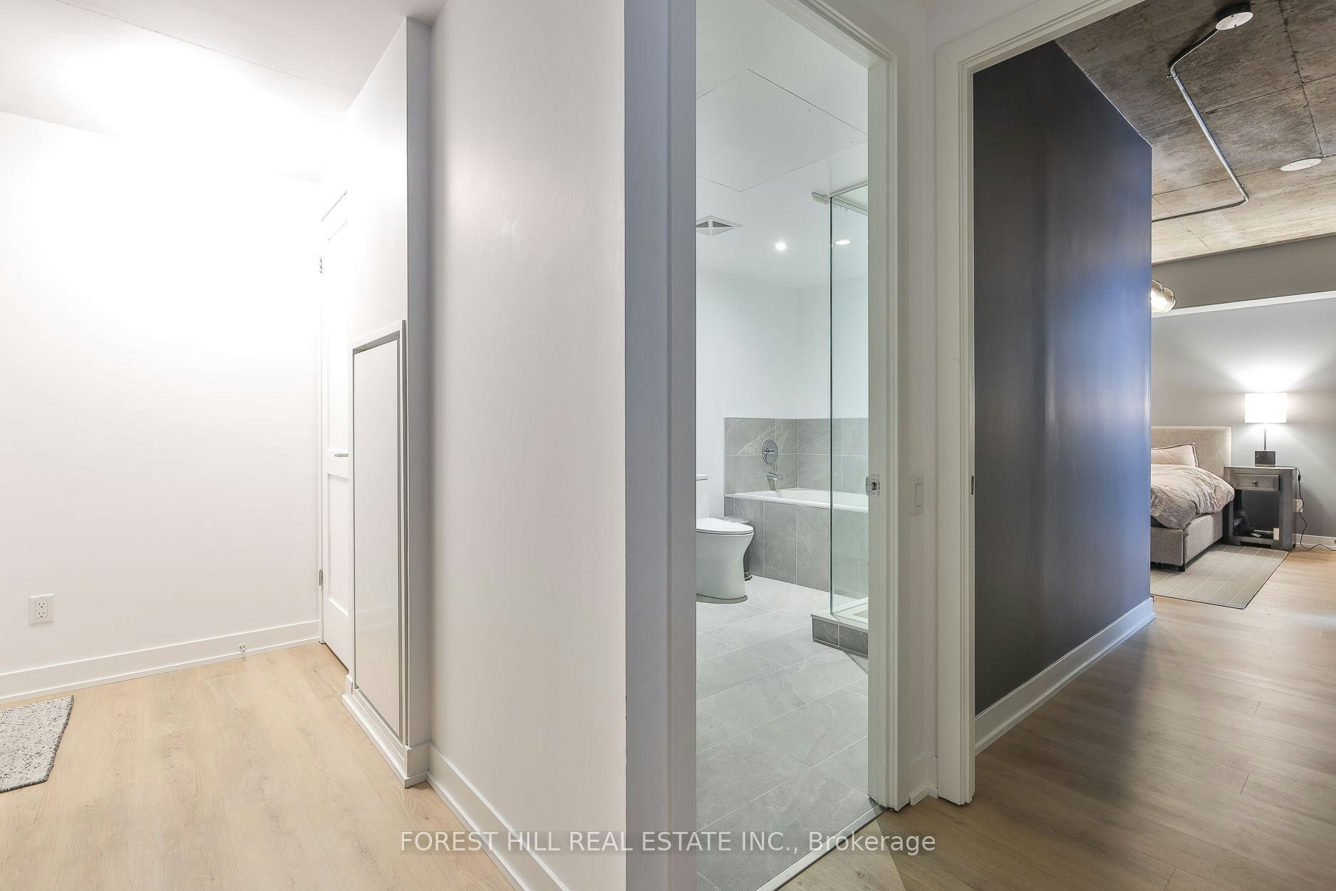522-95 Bathurst Street, Toronto, ON, M5V 0H7 - 5