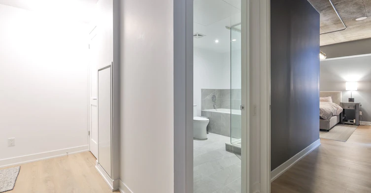 522-95 Bathurst Street, Toronto, ON, M5V 0H7 - 5
