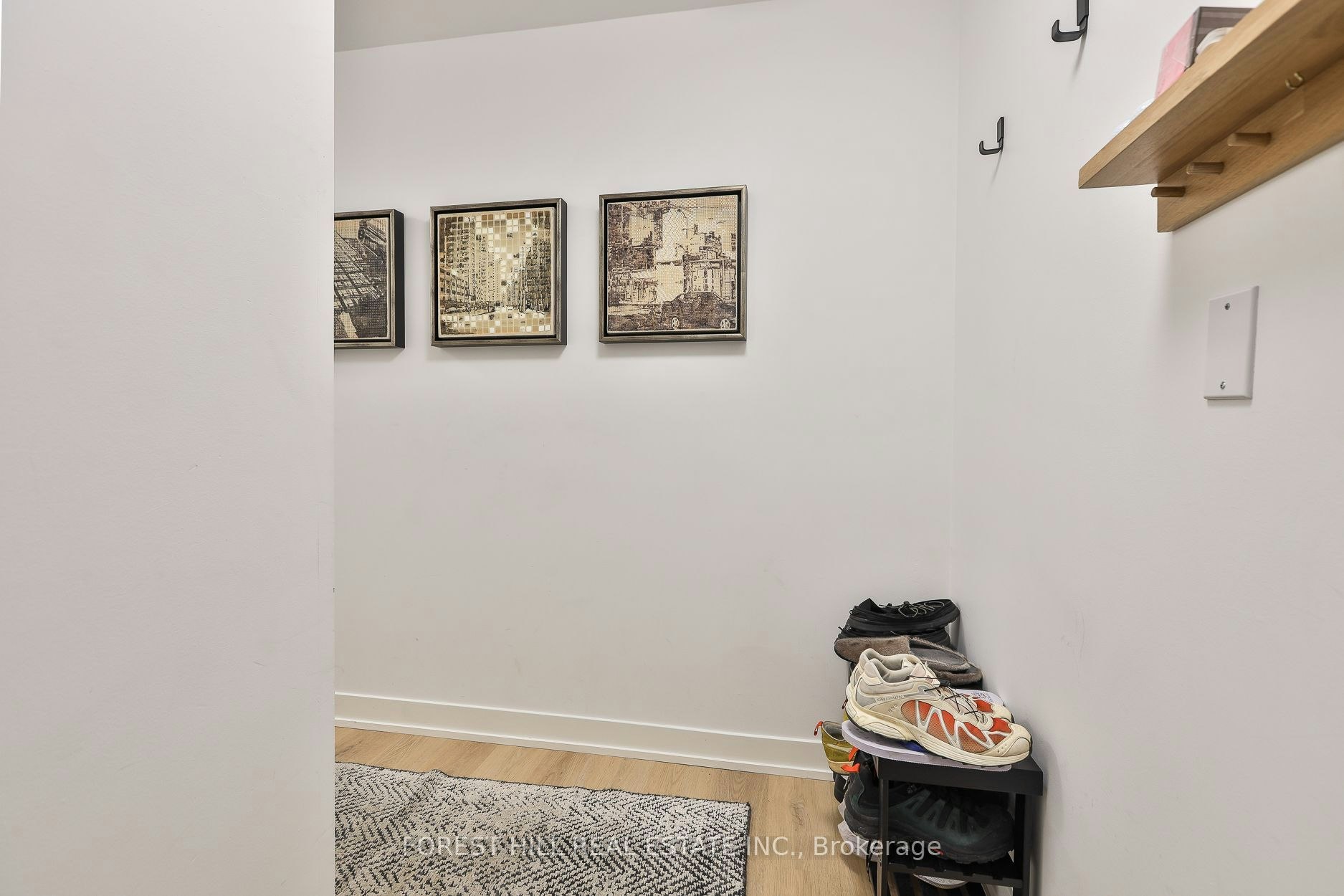 522-95 Bathurst Street, Toronto, ON, M5V 0H7 - 2