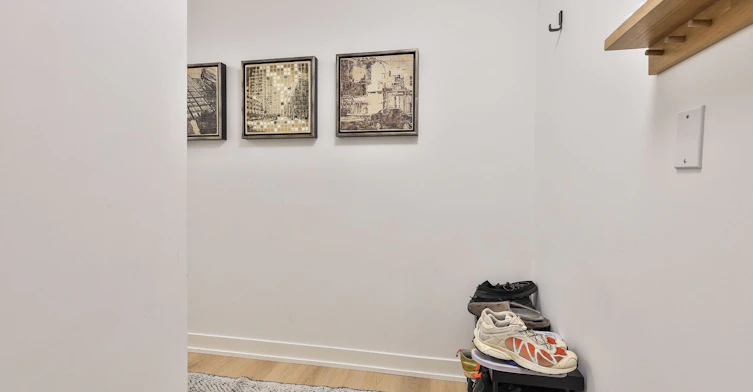 522-95 Bathurst Street, Toronto, ON, M5V 0H7 - 2