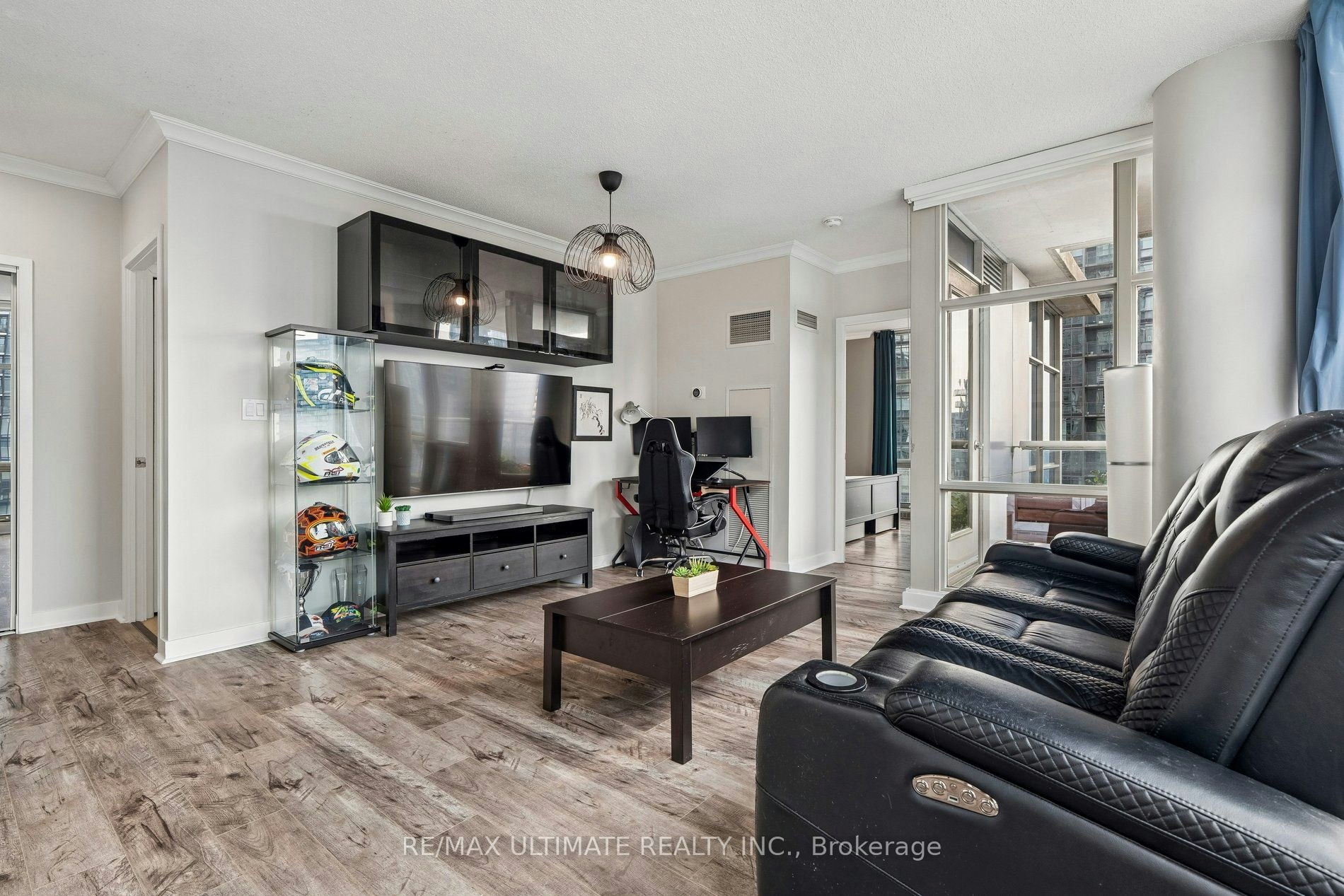 4003-35 Mariner Terrace, Toronto, ON, M5V 3V9 - 9