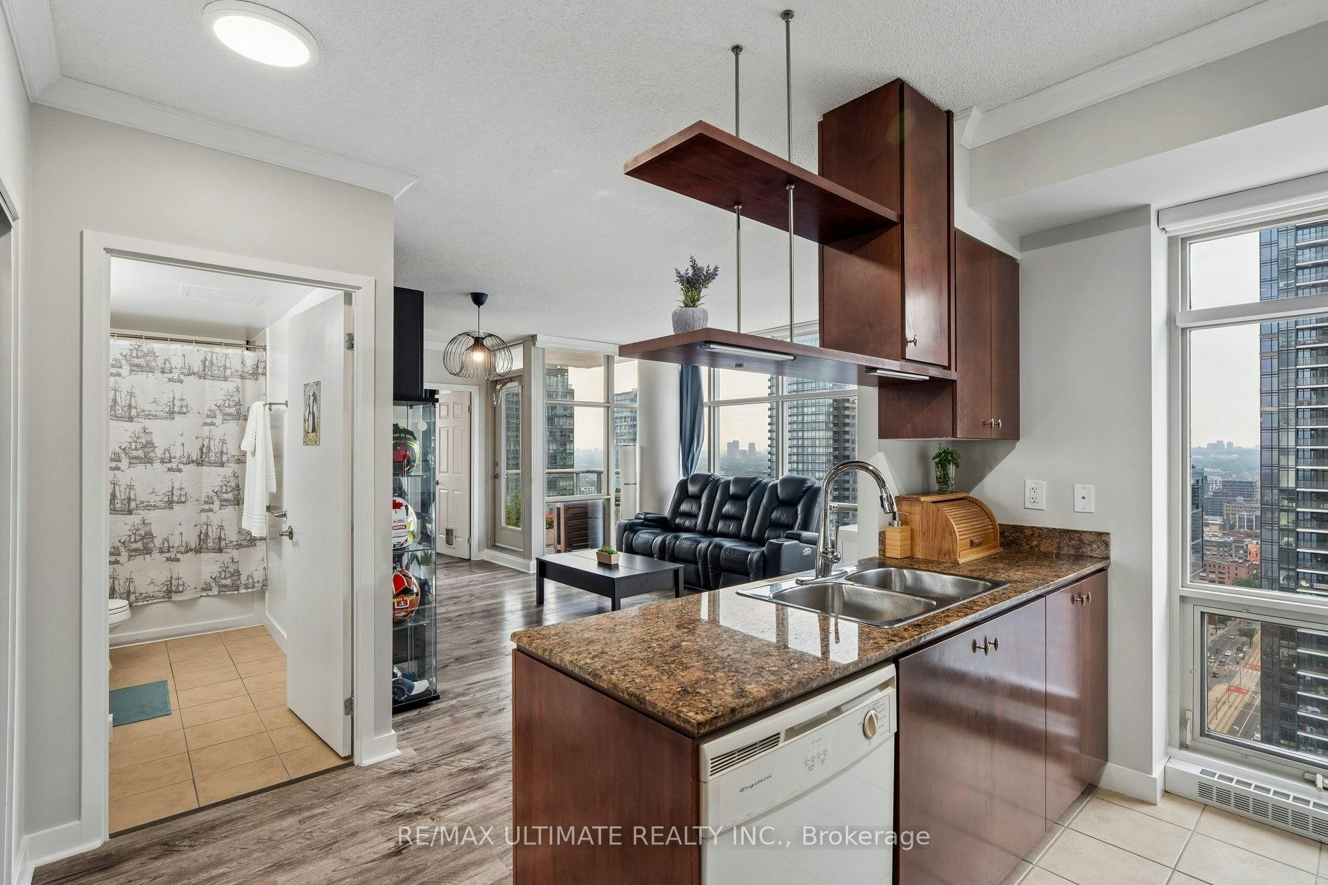 4003-35 Mariner Terrace, Toronto, ON, M5V 3V9 - 17