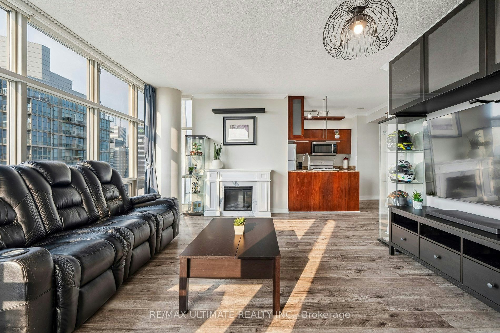 4003-35 Mariner Terrace, Toronto, ON, M5V 3V9 - 10