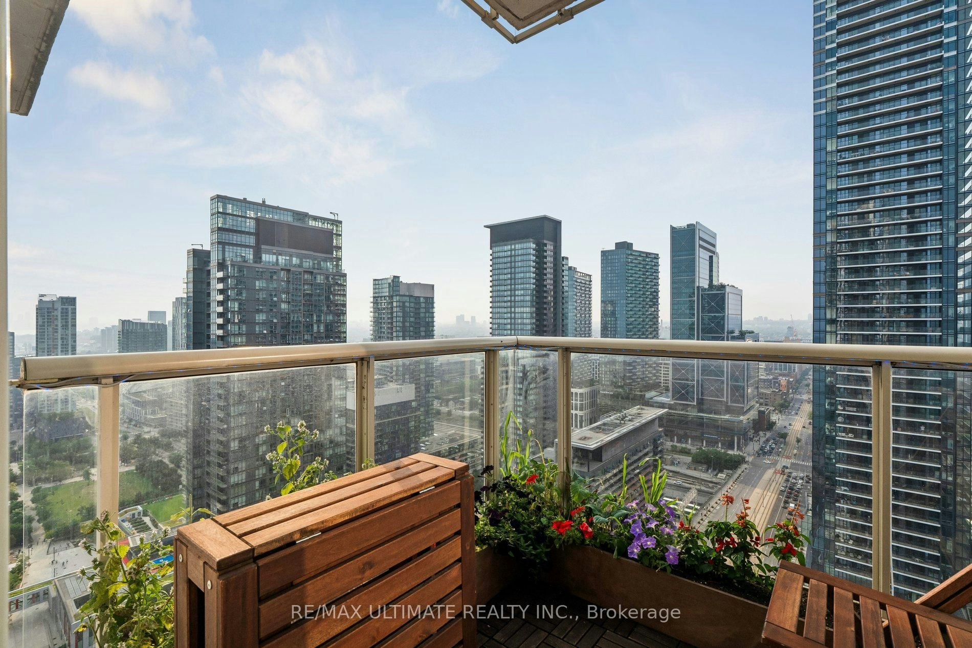 4003-35 Mariner Terrace, Toronto, ON, M5V 3V9 - 2