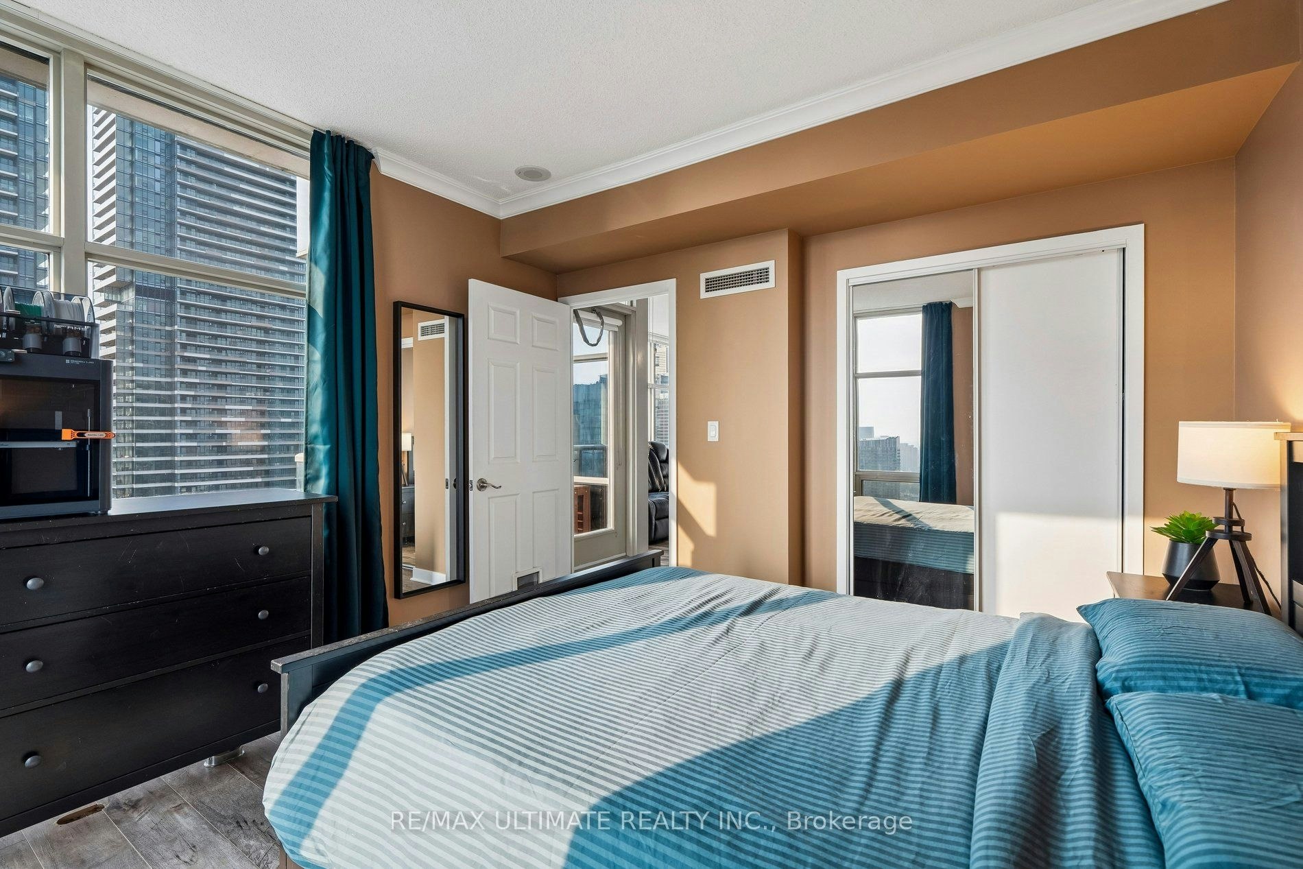 4003-35 Mariner Terrace, Toronto, ON, M5V 3V9 - 20