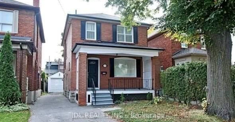 23 Bowood Avenue, Toronto, ON, M4N 1Y3