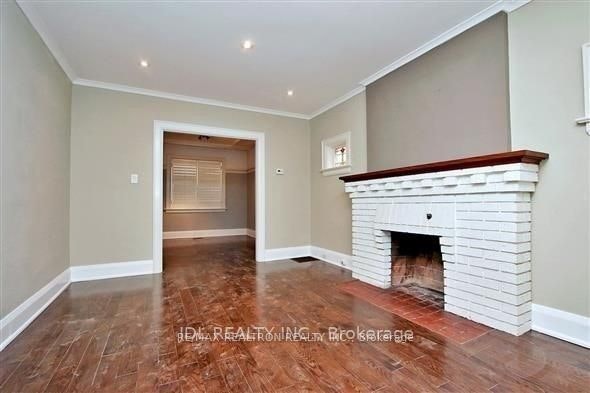 23 Bowood Avenue, Toronto, ON, M4N 1Y3 - 4
