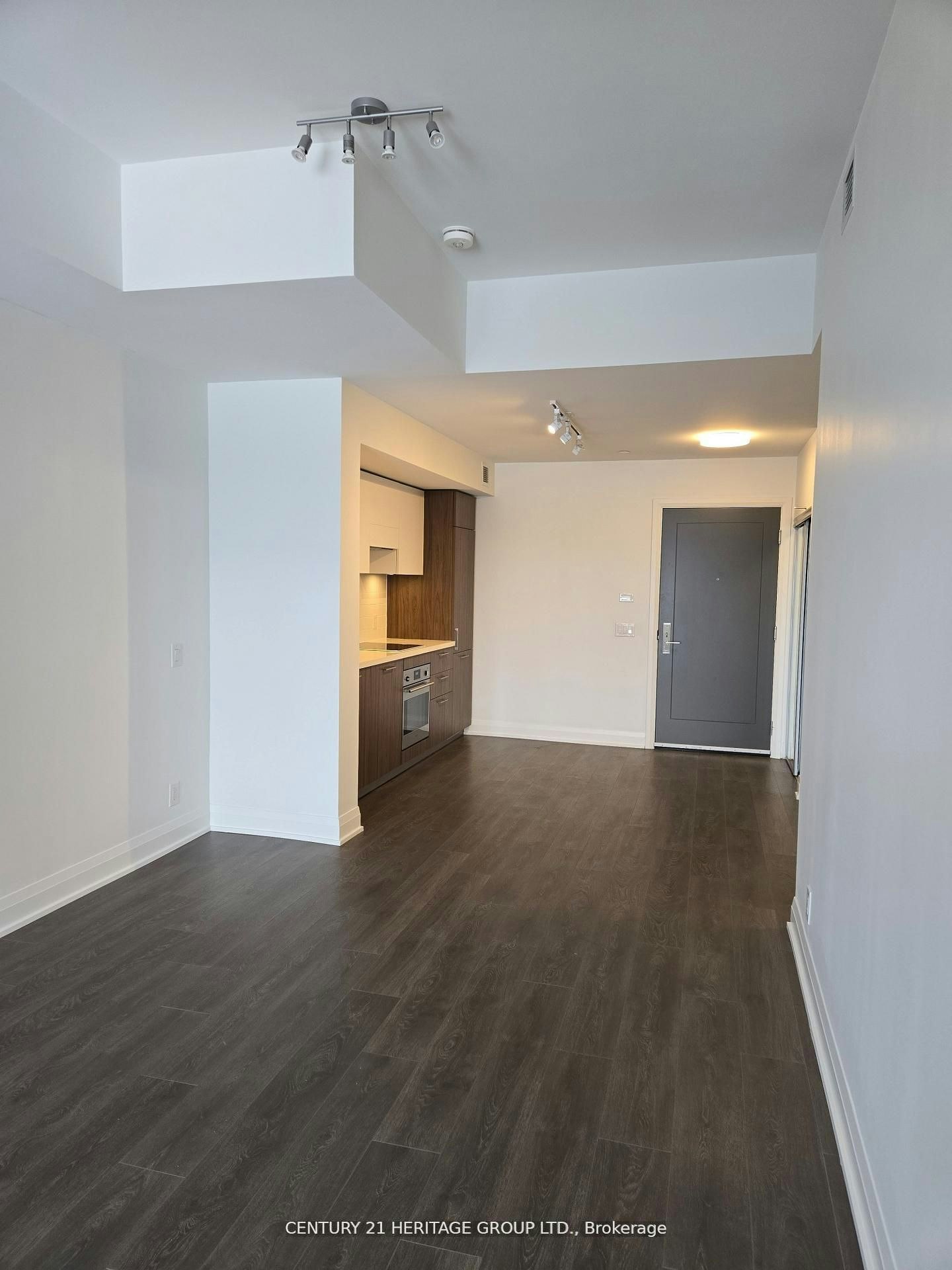 619-33 Frederick Todd Way, Toronto, ON, M4G 0C9 - 11