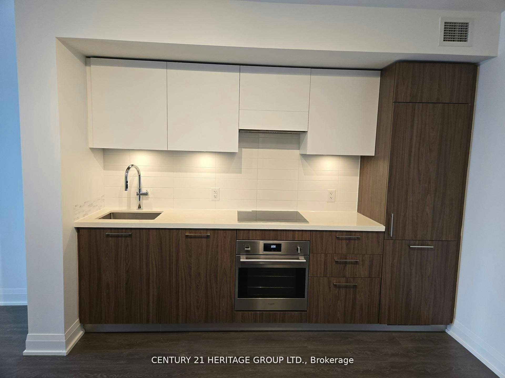 619-33 Frederick Todd Way, Toronto, ON, M4G 0C9 - 15