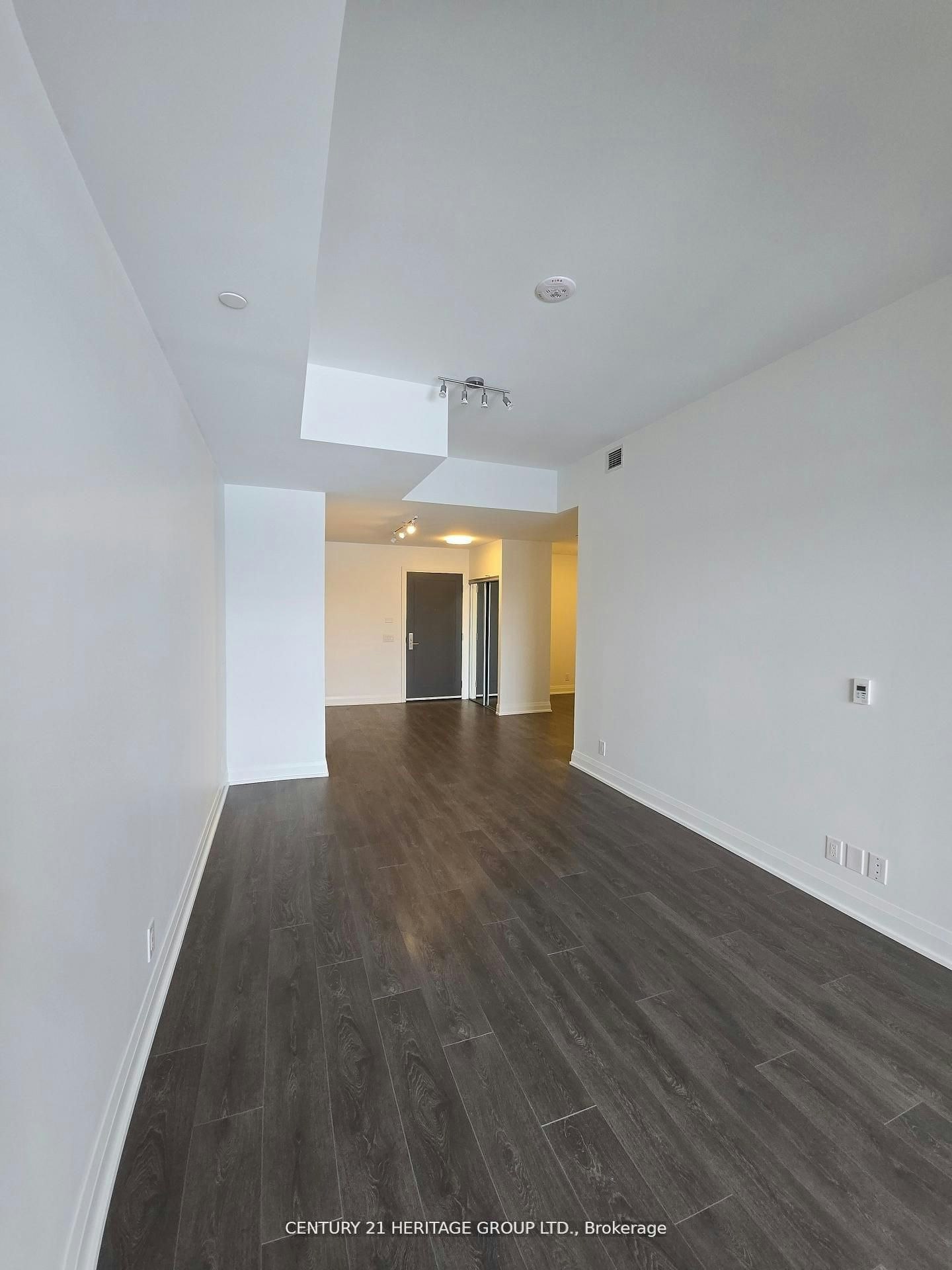 619-33 Frederick Todd Way, Toronto, ON, M4G 0C9 - 14