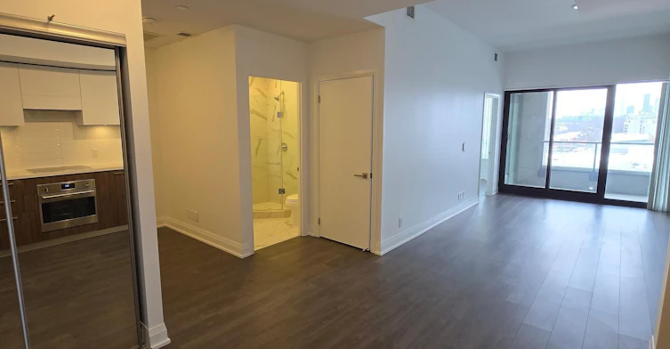 619-33 Frederick Todd Way, Toronto, ON, M4G 0C9 - 10