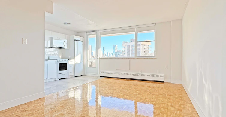702-276 St George Street, Toronto, ON, M5R 2P6 - 3