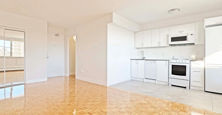 702-276 St George Street, Toronto, ON, M5R 2P6 - 5