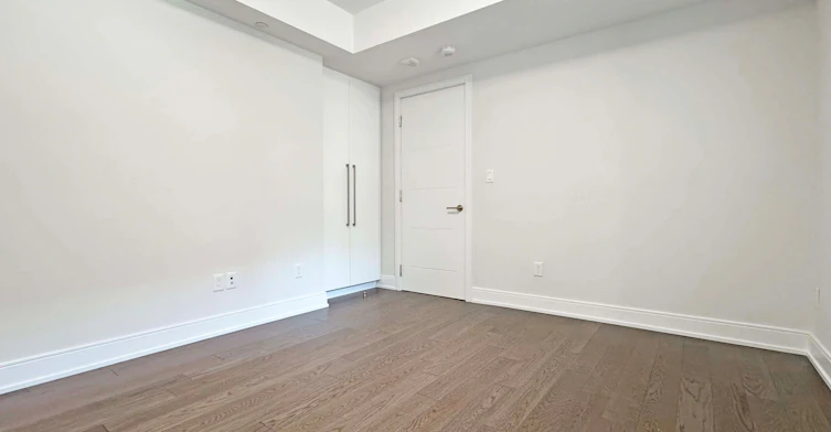 108-2 Clarendon Avenue, Toronto, ON, M4V 1H9 - 6