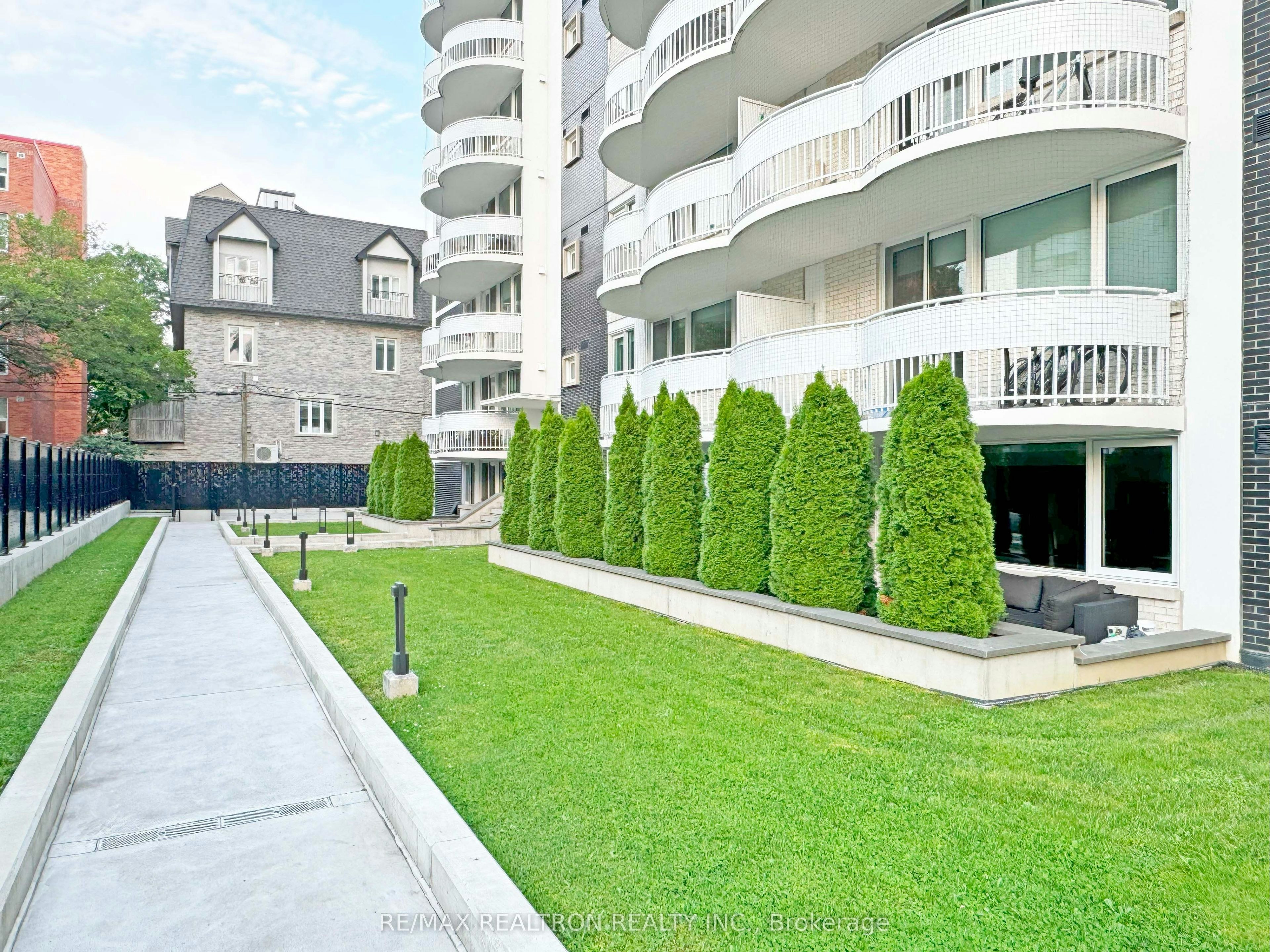 105-11 Walmer Road, Toronto, ON, M5R 2W9 - 20