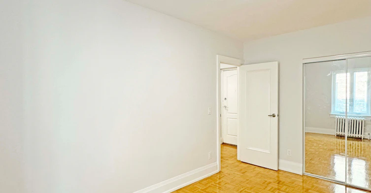 406-394 Avenue Road, Toronto, ON, M4V 2H4 - 8