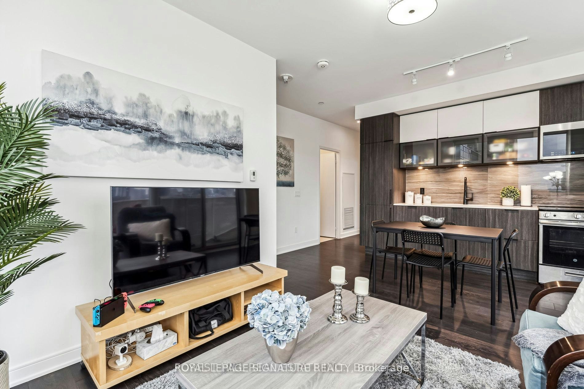 1201-60 Tannery Road, Toronto, ON, M5A 0S8 - 6