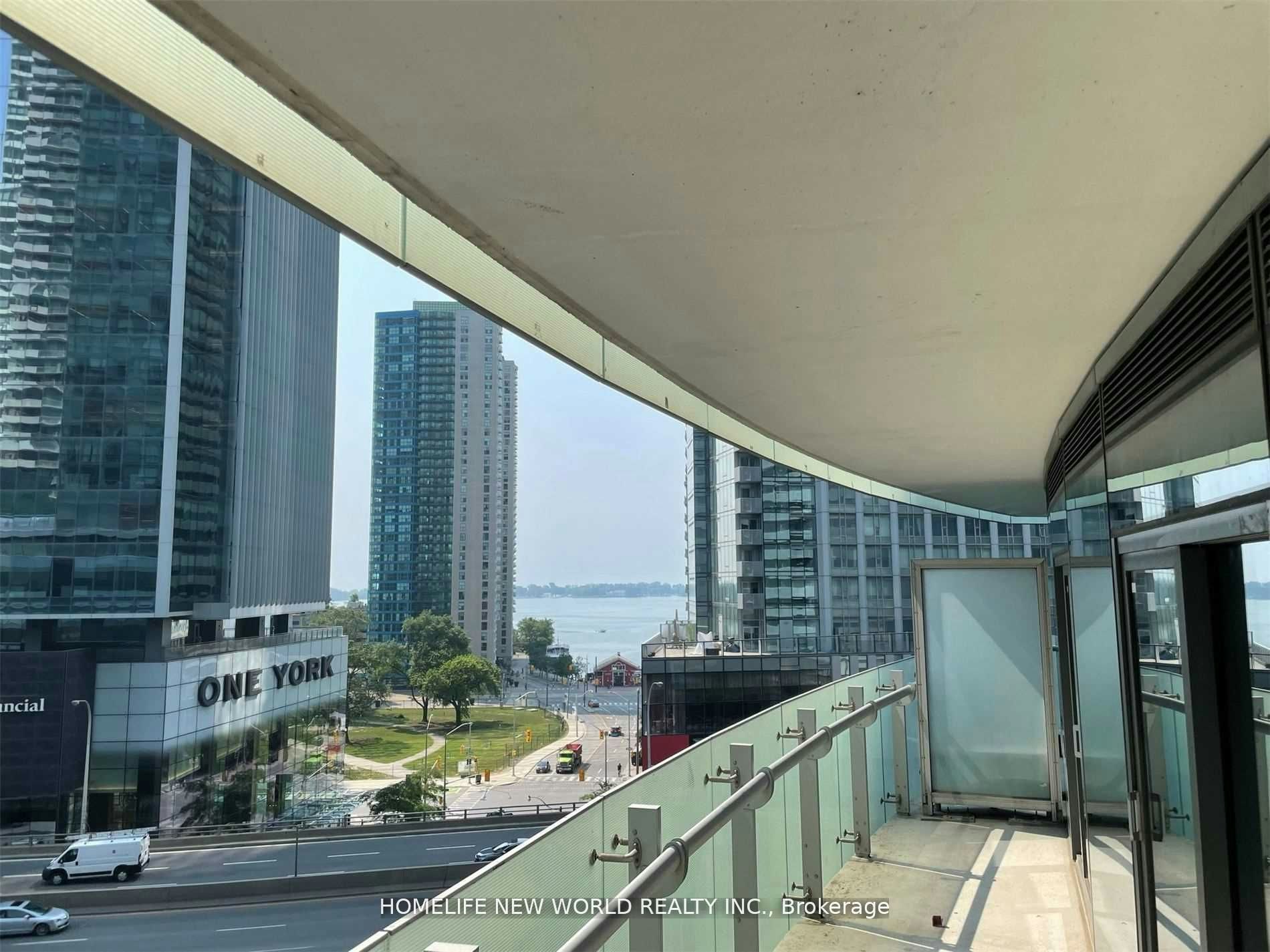 601-14 York Street, Toronto, ON, M5J 1R2