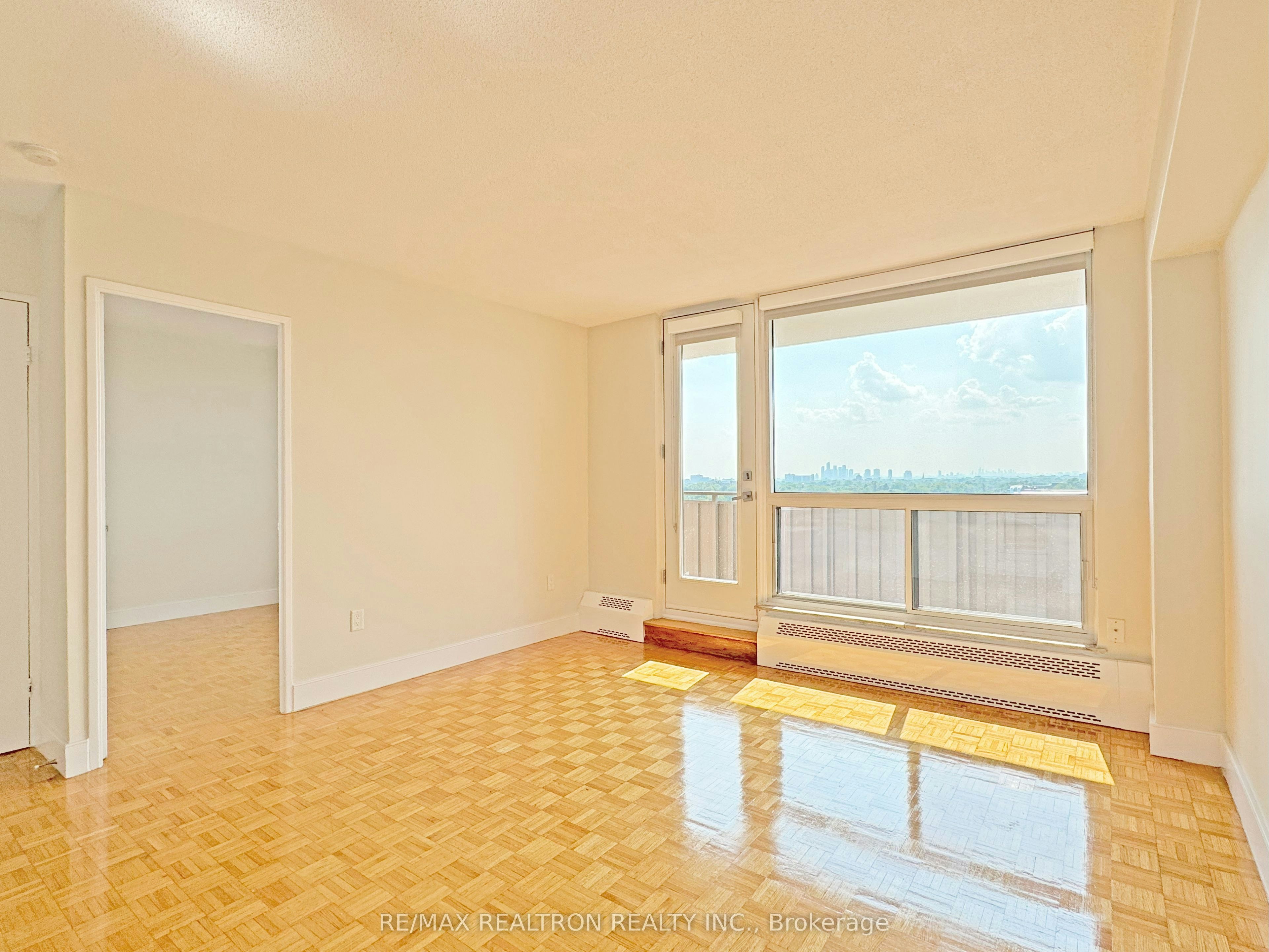 1001-666 Spadina Avenue, Toronto, ON, M5S 2H8 - 2