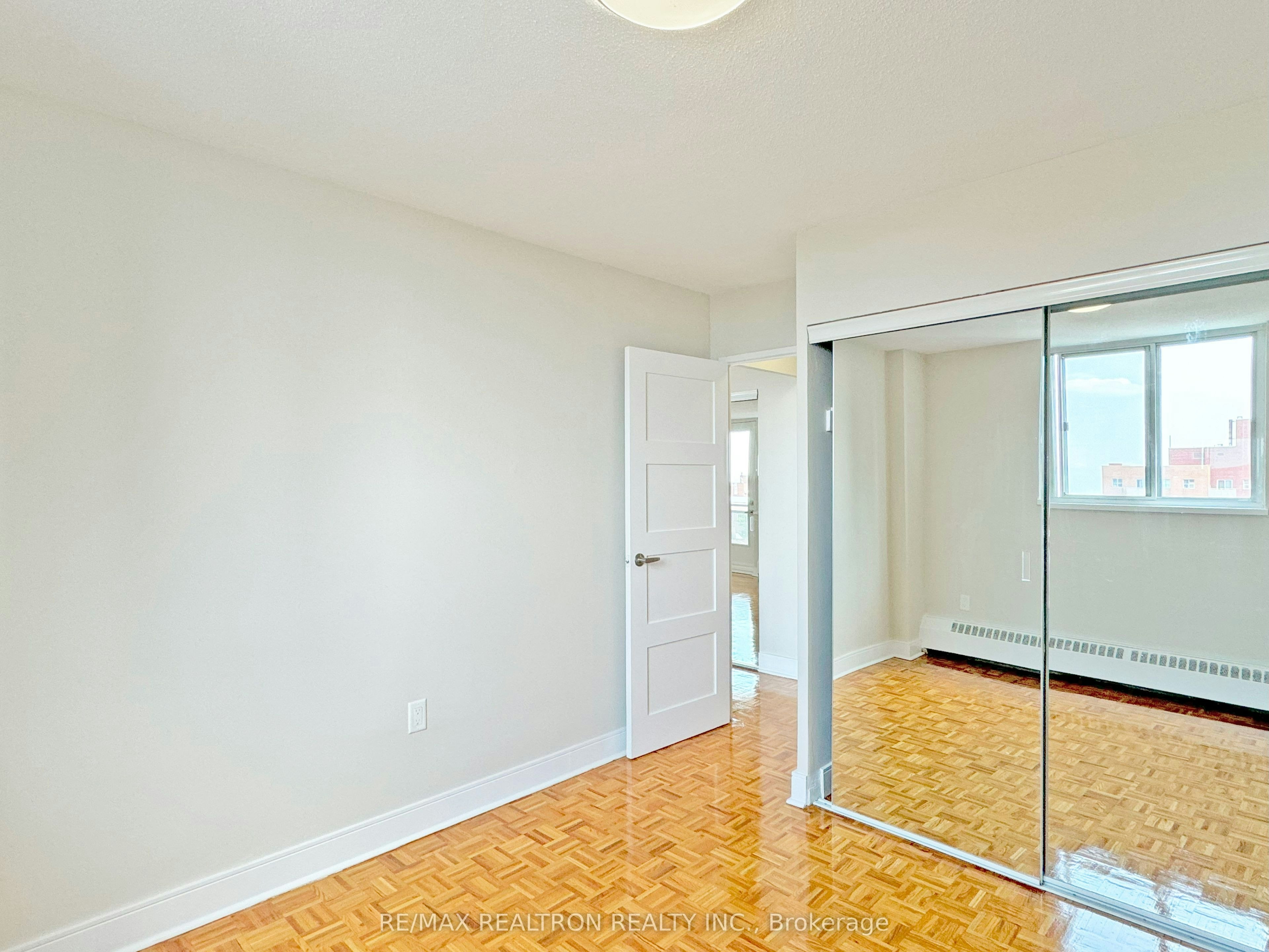 409-1500 Bathurst Street, Toronto, ON, M5P 3L3 - 4