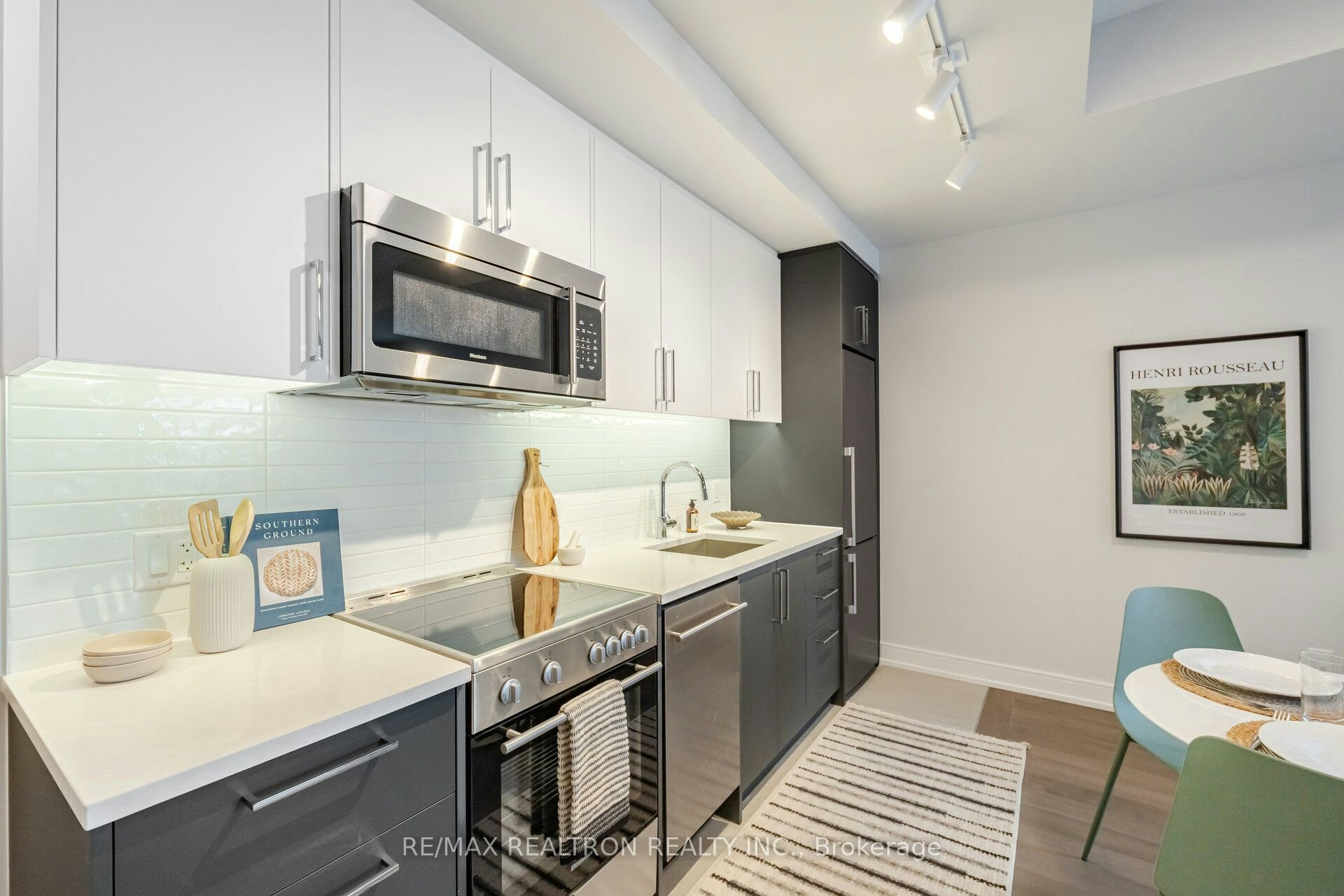 711-664 Spadina Avenue, Toronto, ON, M5S 2H7 - 2