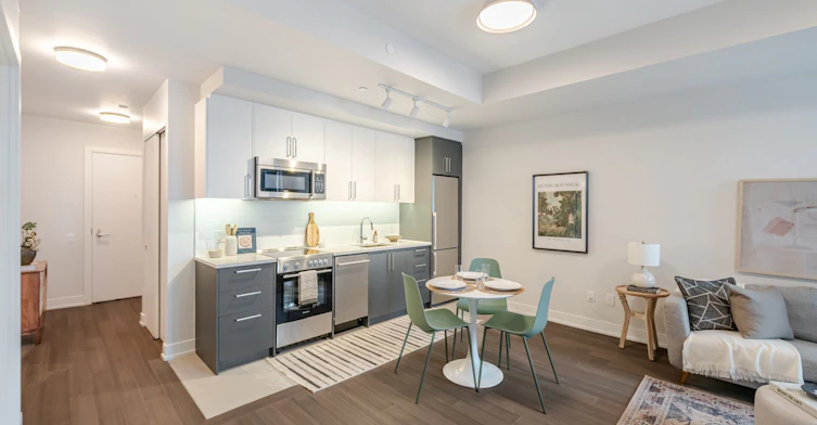 711-664 Spadina Avenue, Toronto, ON, M5S 2H7