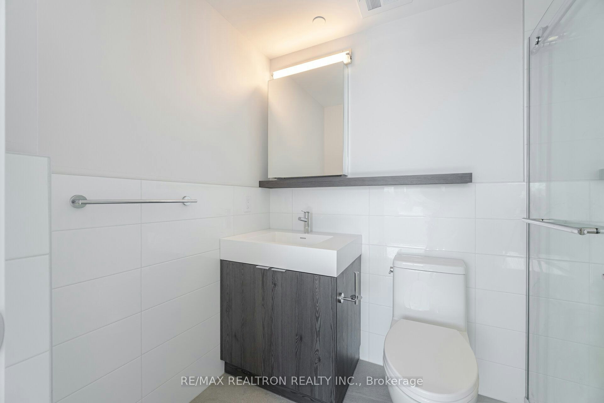 203-664 Spadina Avenue, Toronto, ON, M5S 2H7 - 13