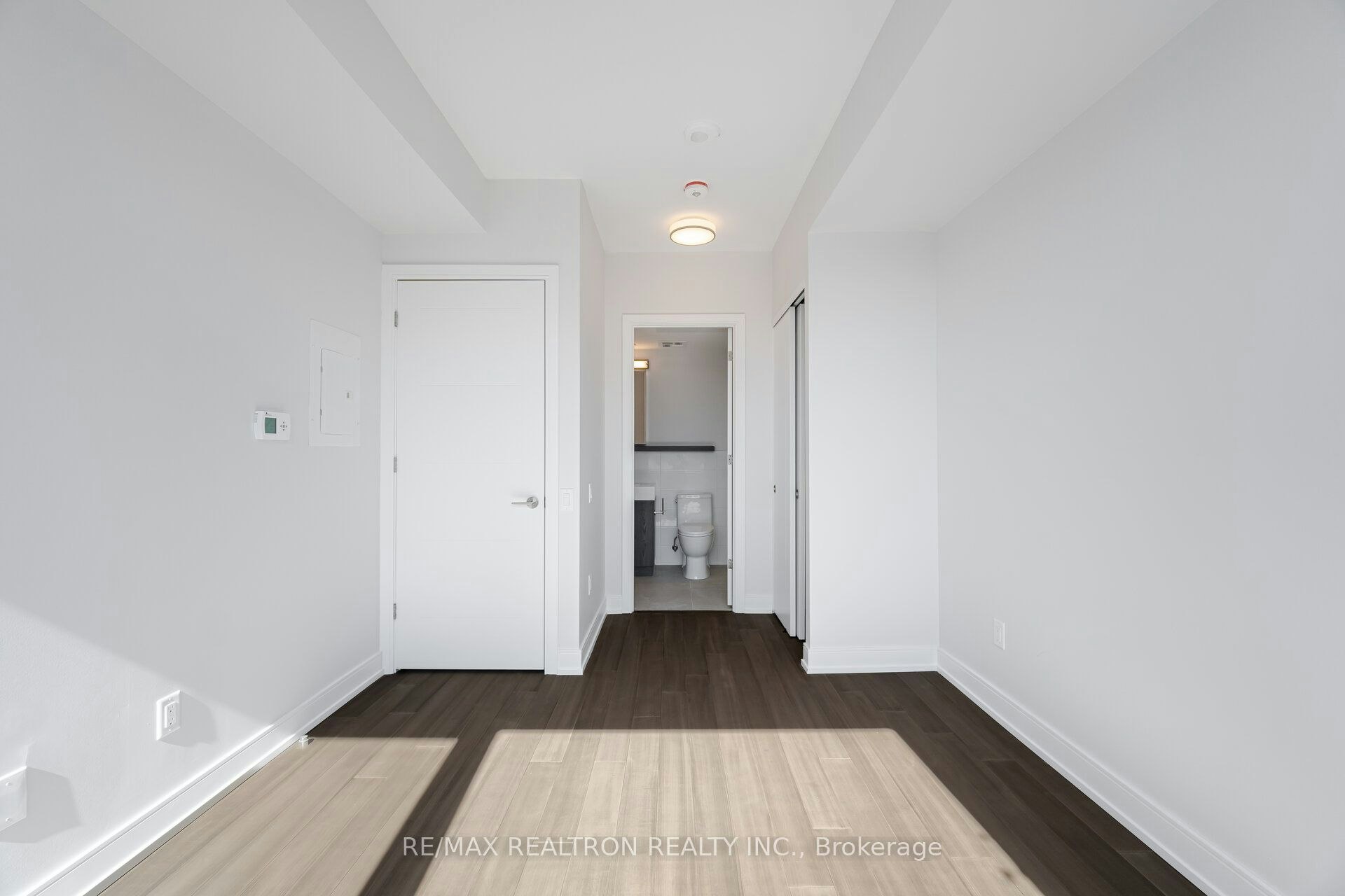 203-664 Spadina Avenue, Toronto, ON, M5S 2H7 - 12