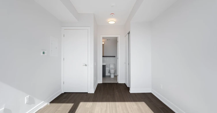 203-664 Spadina Avenue, Toronto, ON, M5S 2H7 - 12
