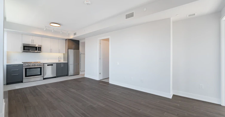 203-664 Spadina Avenue, Toronto, ON, M5S 2H7 - 2