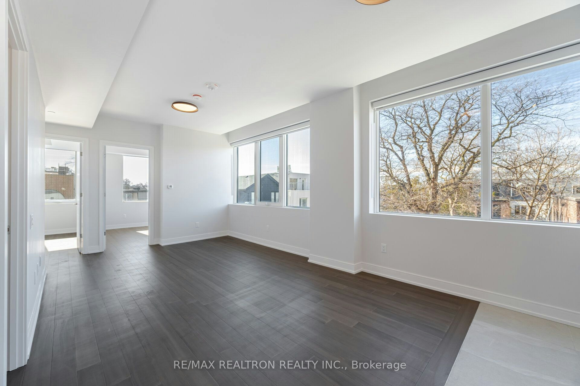203-664 Spadina Avenue, Toronto, ON, M5S 2H7 - 4