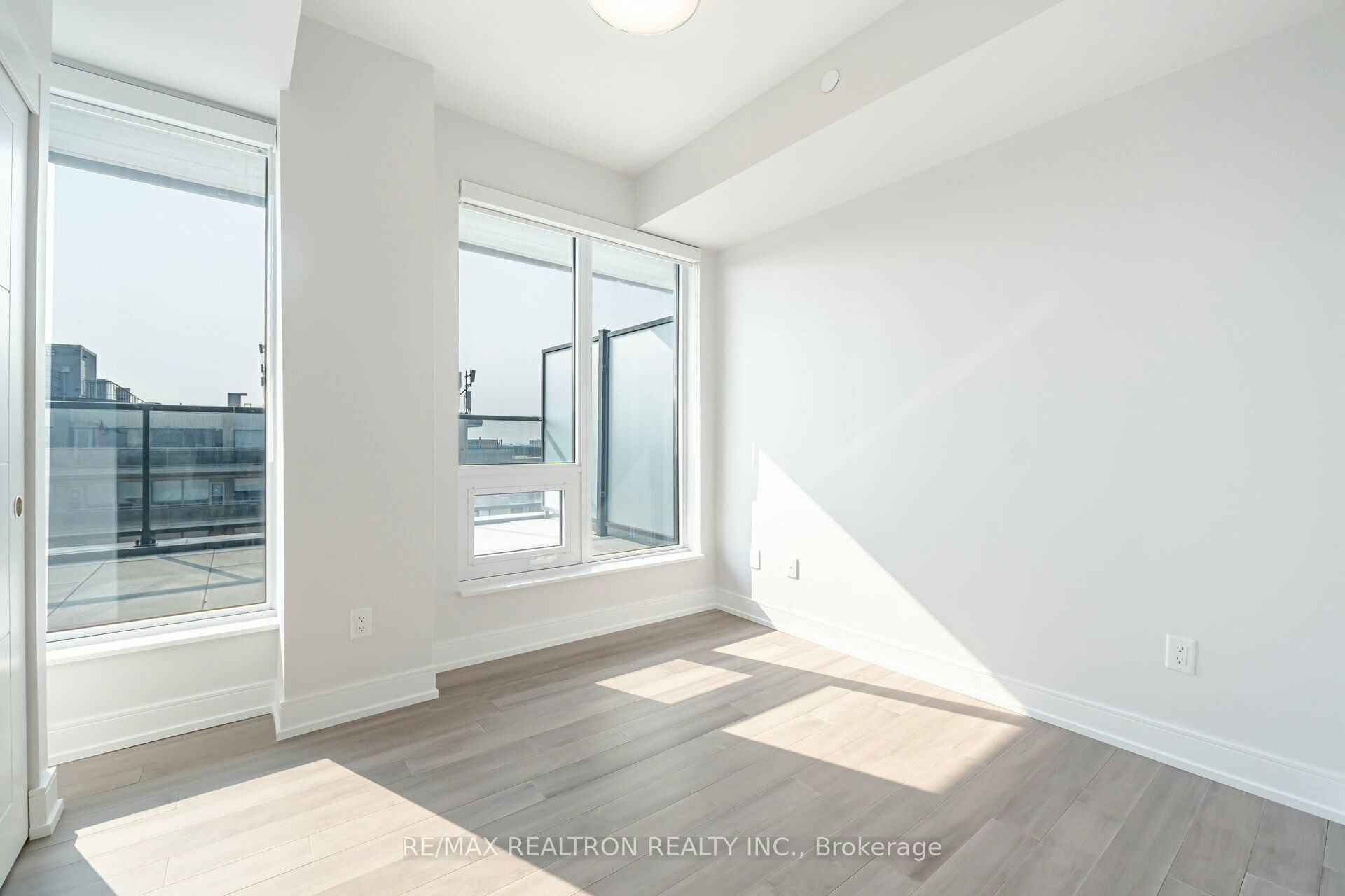 1203-2525 Bathurst Street, Toronto, ON, M6B 2Y9 - 7