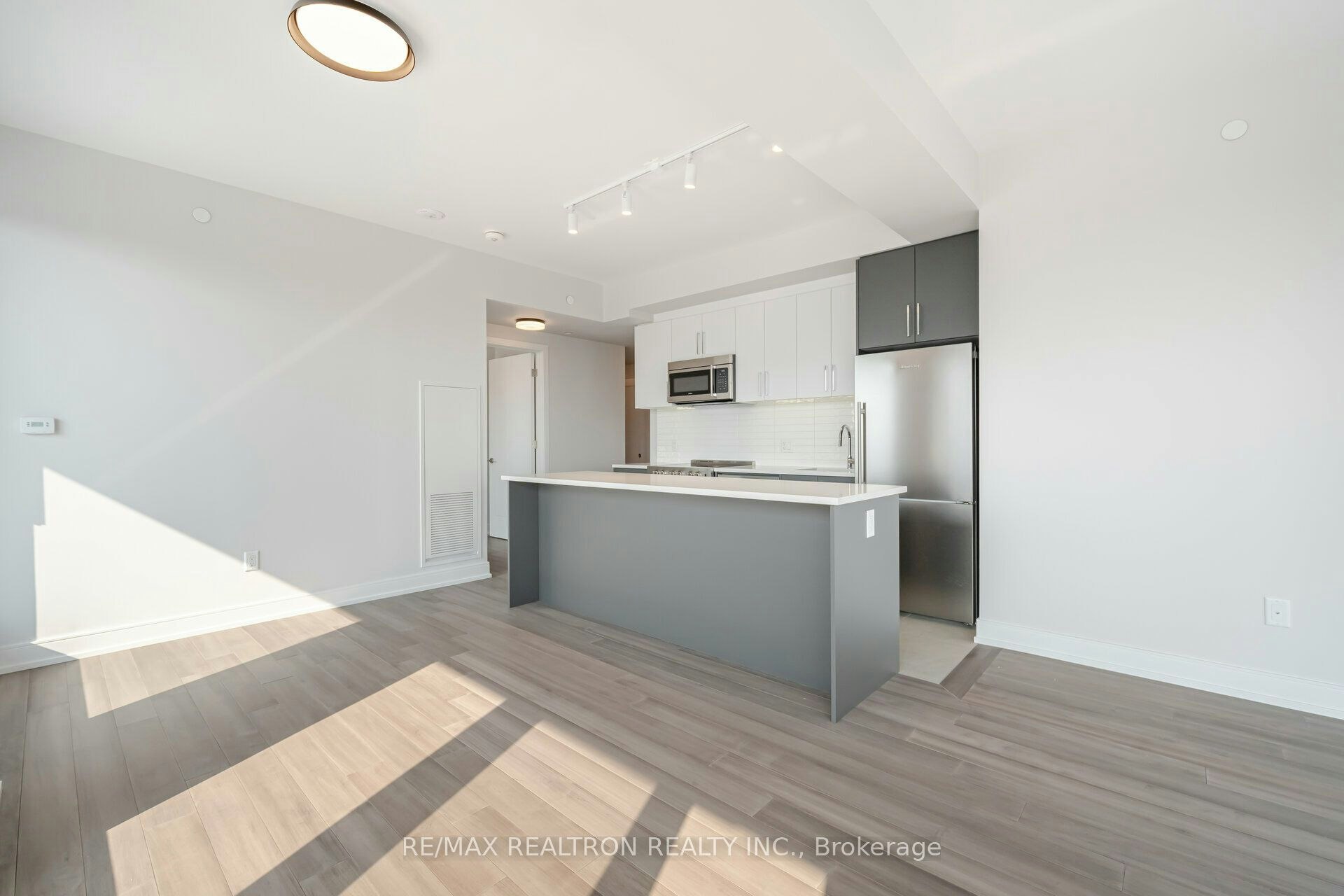 1203-2525 Bathurst Street, Toronto, ON, M6B 2Y9 - 5