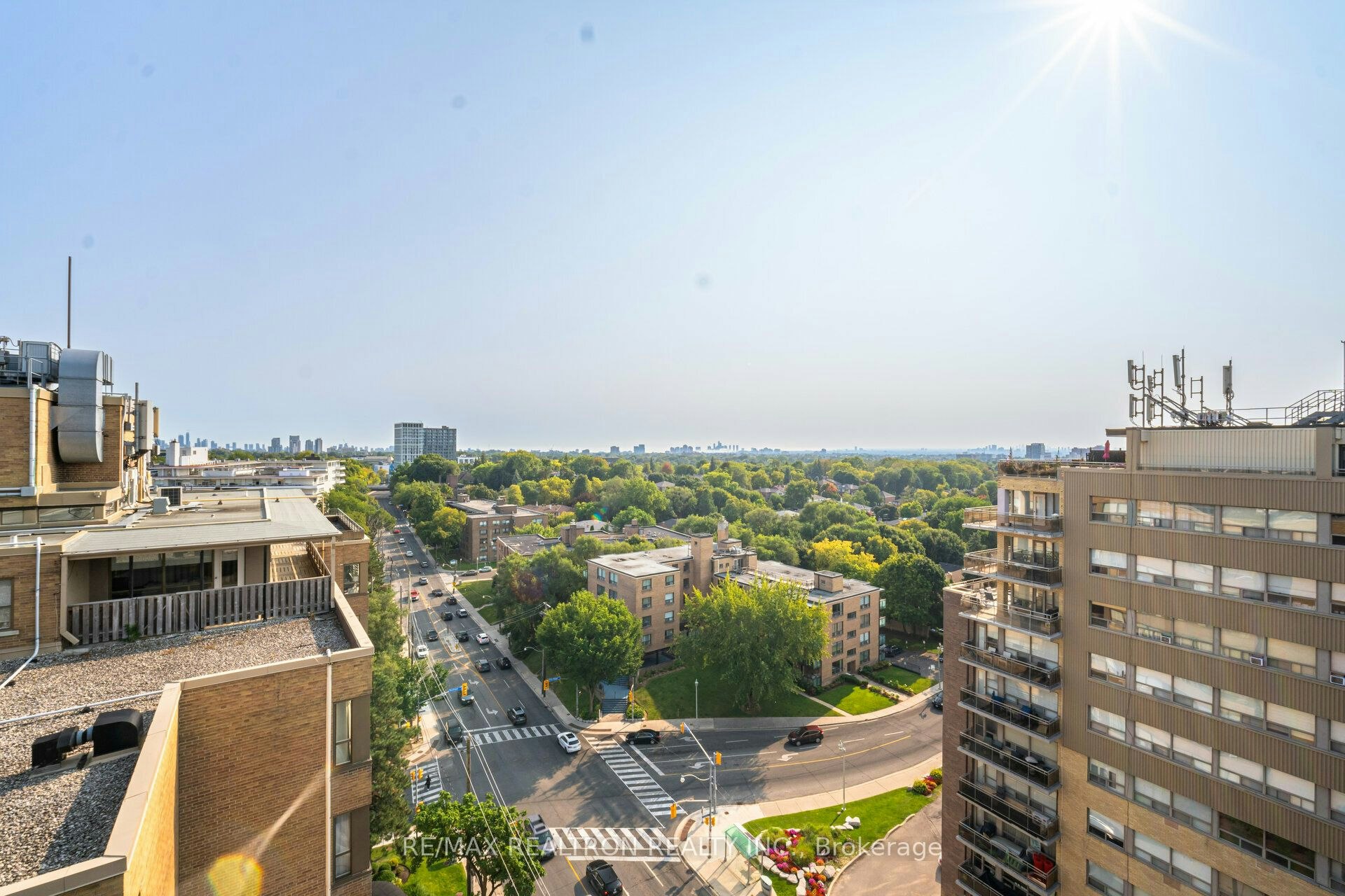 1203-2525 Bathurst Street, Toronto, ON, M6B 2Y9 - 17