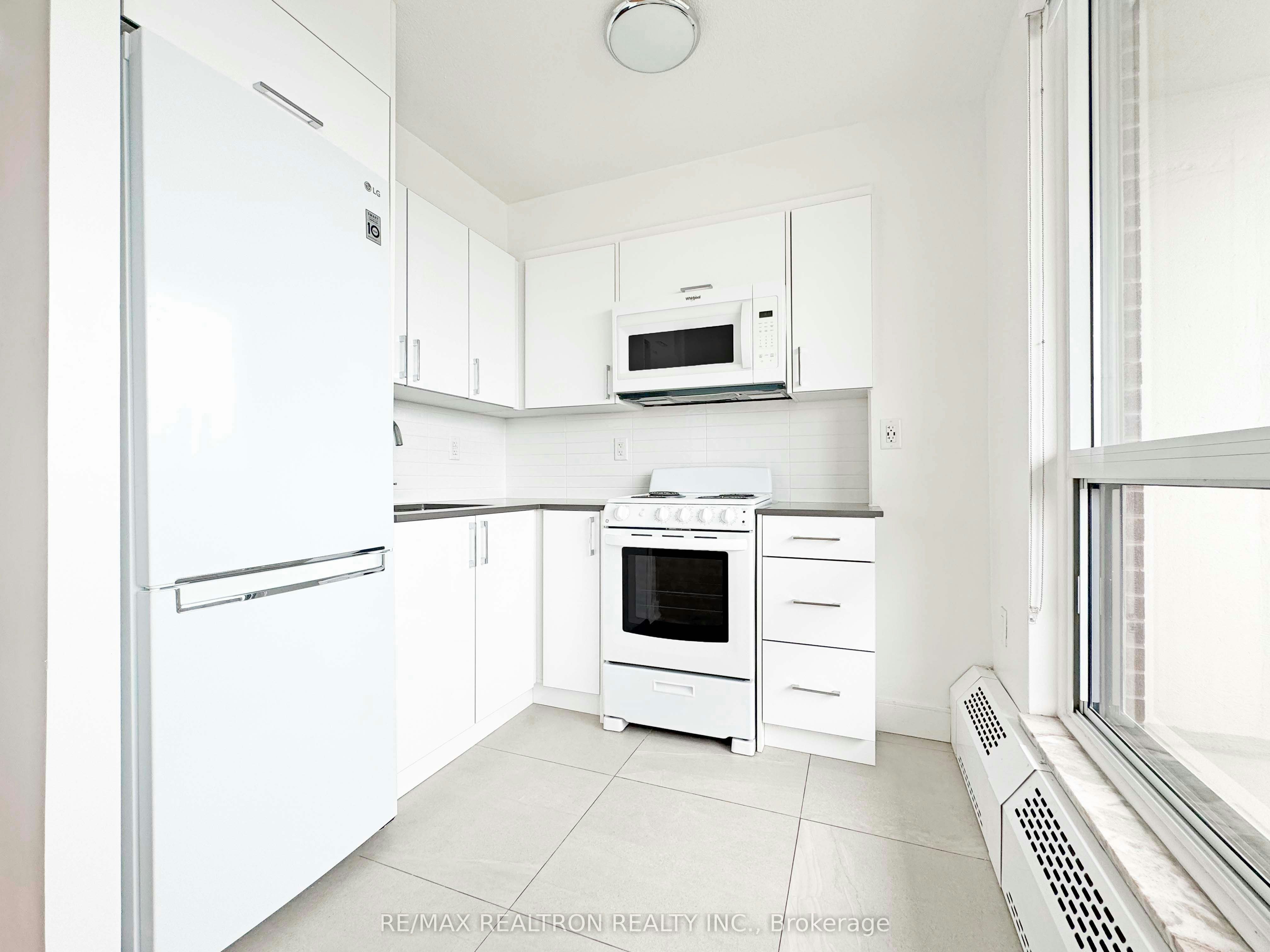 2507-666 Spadina Avenue, Toronto, ON, M5S 2H8 - 5