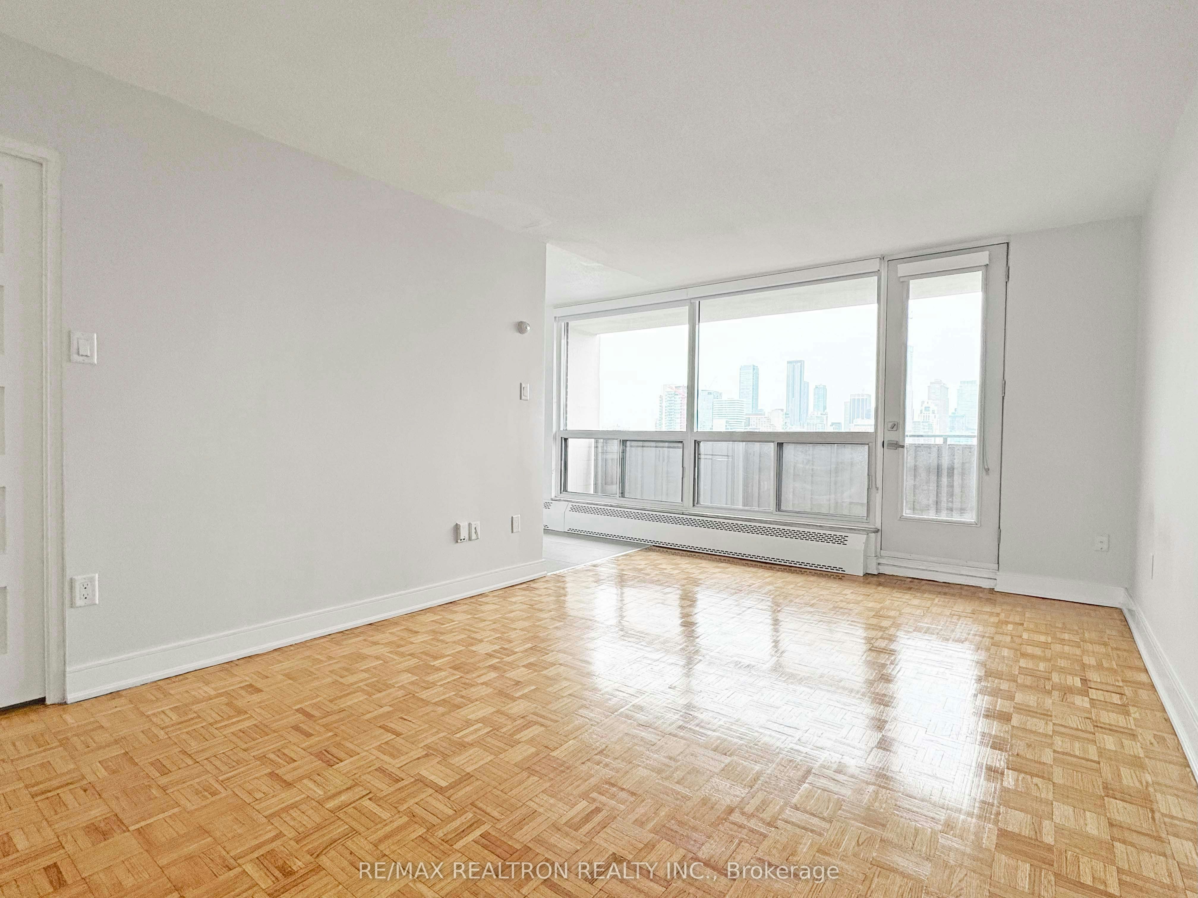 2507-666 Spadina Avenue, Toronto, ON, M5S 2H8 - 2